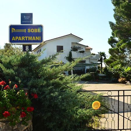 Apartments Stivic Pinezići Dış mekan fotoğraf