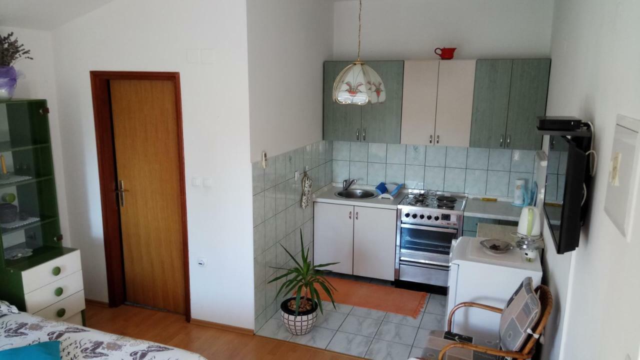 Apartments Stivic Pinezići Dış mekan fotoğraf